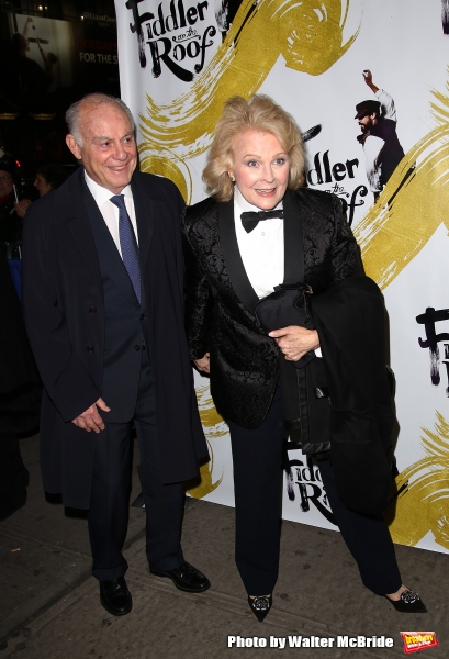 Photo Coverage: Bernadette Peters, Joel Grey & More Flock to the FIDDLER ON THE ROOF Opening Night Red Carpet! Image