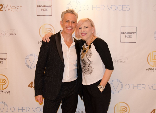 Photo Flash: Lisa Lampanelli Headlines Other Voices' BROADWAY HOLIDAY at 42West Image