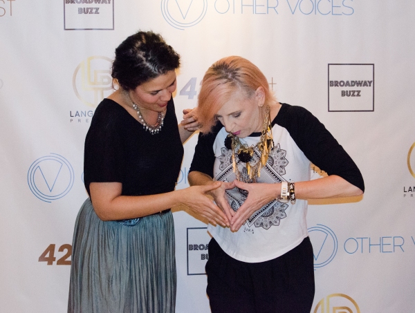 Photo Flash: Lisa Lampanelli Headlines Other Voices' BROADWAY HOLIDAY at 42West Image