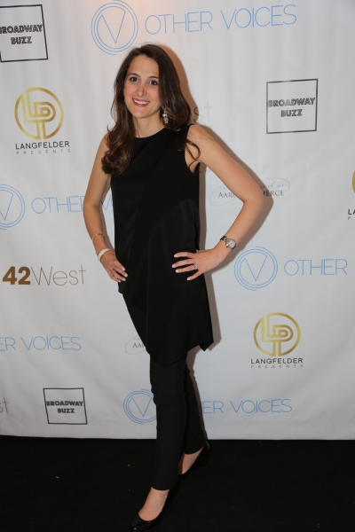 Photo Flash: Lisa Lampanelli Headlines Other Voices' BROADWAY HOLIDAY at 42West Image