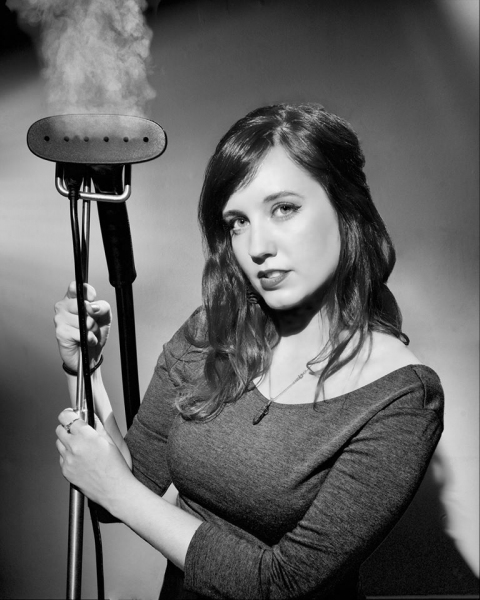 Photo Flash: 39 STEPS Company Takes Vintage Glamour Shots Image