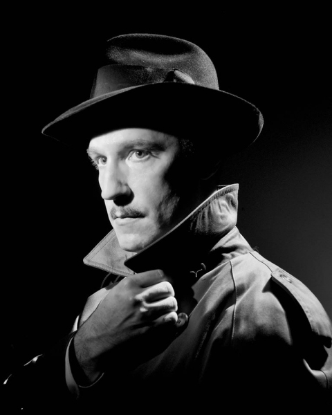 Photo Flash: 39 STEPS Company Takes Vintage Glamour Shots Image