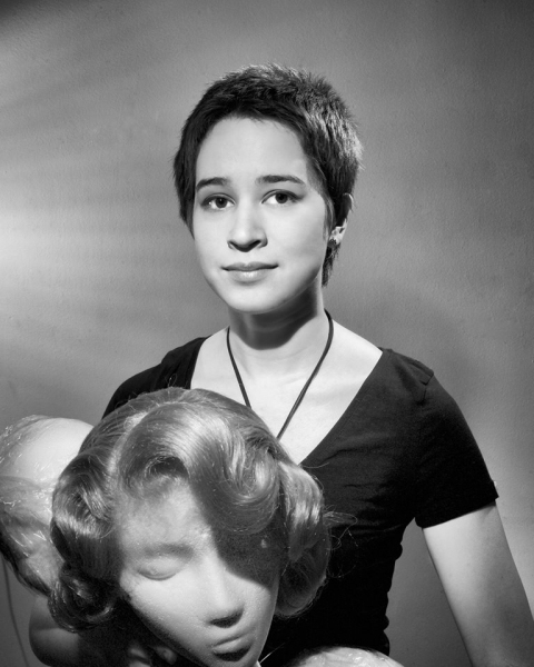 Photo Flash: 39 STEPS Company Takes Vintage Glamour Shots Image