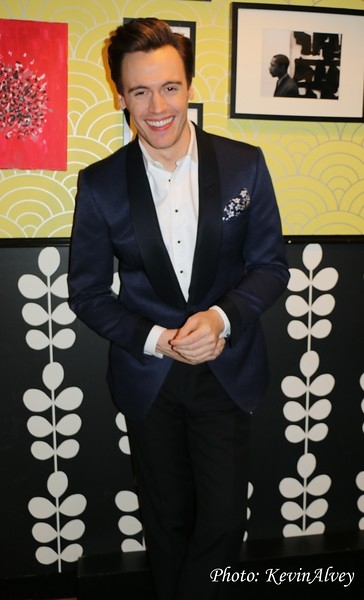 Photo Flash: Stage and Screen Star Erich Bergen Joins Jazz Pianist Angelo Di Loreto at Birdland Image