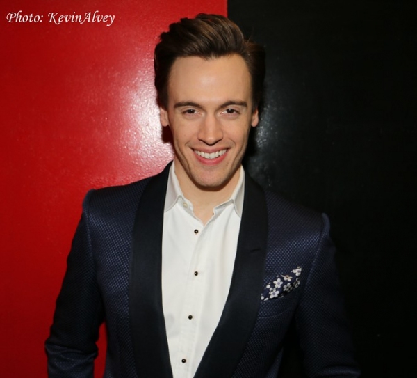Photo Flash: Stage and Screen Star Erich Bergen Joins Jazz Pianist Angelo Di Loreto at Birdland Image