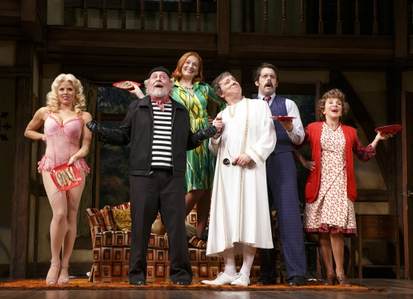 Photo Flash: First Look at Andrea Martin, Megan Hilty, Jeremy Shamos and More in RTC's NOISES OFF Image