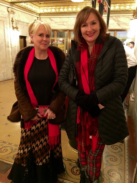 Photo Flash: SNL's Nora Dunn and PROJECT RUNWAY's Peach Carr Visit GOTTA DANCE in Chicago Image