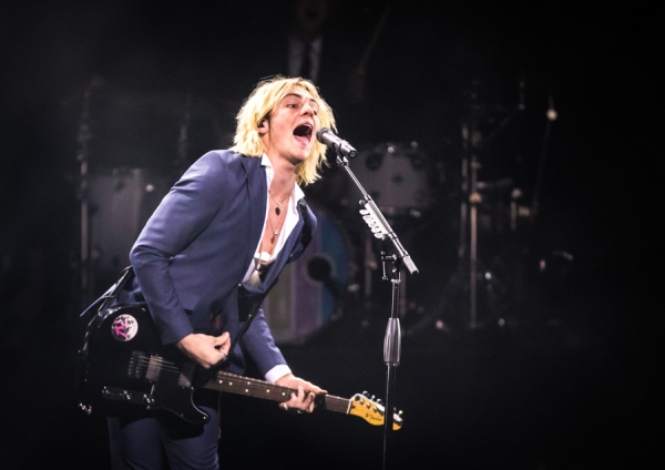 Photo Flash: Pop Sensations R5 Open New Year's Shows at The Venetian Las Vegas Image