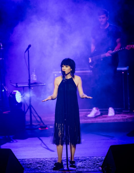 Photo Flash: GRAMMY Nominee and Stage Star Carly Rae Jepsen Kicks Off New Year's in Las Vegas Image