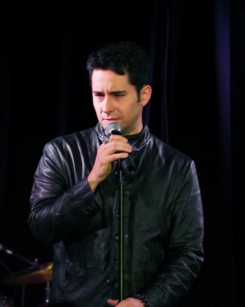 Photo Coverage: HAPPY NEW YEAR! John Lloyd Young Plays Sterling's Upstairs At The Federal Image