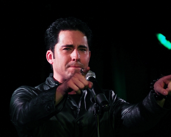 Photo Coverage: HAPPY NEW YEAR! John Lloyd Young Plays Sterling's Upstairs At The Federal Image