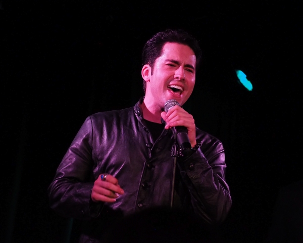 Photo Coverage: HAPPY NEW YEAR! John Lloyd Young Plays Sterling's Upstairs At The Federal Image