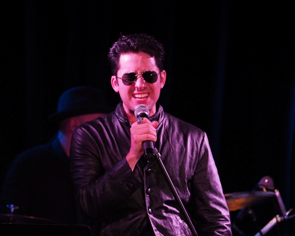Photo Coverage: HAPPY NEW YEAR! John Lloyd Young Plays Sterling's Upstairs At The Federal Image