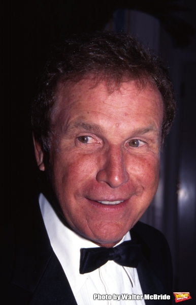 Photo Flashback: BroadwayWorld Remembers Wayne Rogers Image