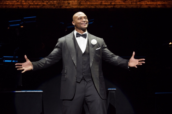 Photo Flash: Razzle Dazzle 'Em! First Look at NFL Legend Eddie George in Broadway's CHICAGO Image