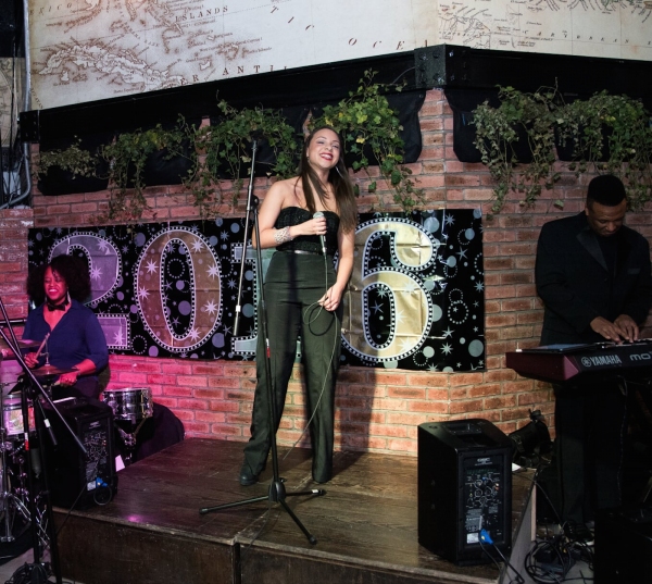 Photo Flash: Stars of HAMILTON and More Perform at 'Off the Kuff' New Year's Eve Blowout Image
