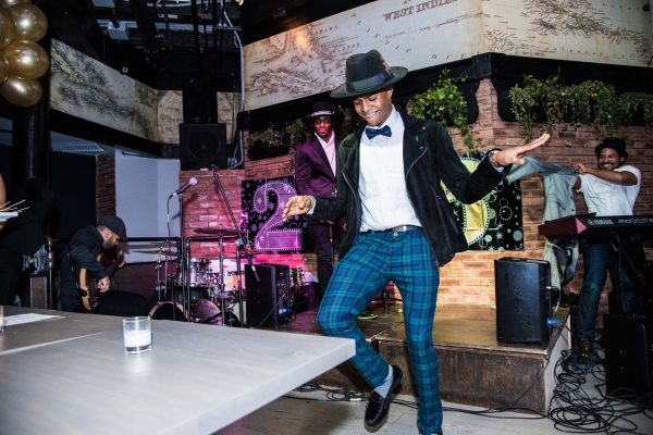 Photo Flash: Stars of HAMILTON and More Perform at 'Off the Kuff' New Year's Eve Blowout Image