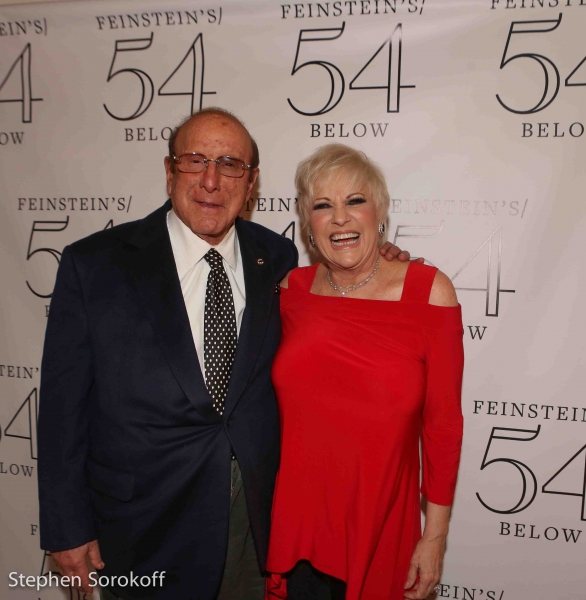 Photo Coverage: Clive Davis, Joanna Carson Attend Lorna Luft's Performance at Feinstein's/54 Below Image
