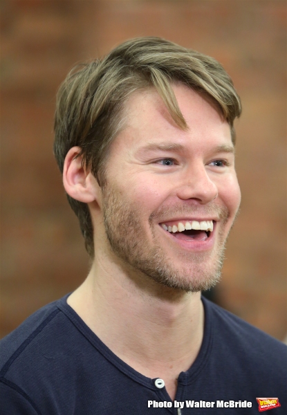 Photo Coverage: Meet the Company of Roundabout's CABARET National Tour! Image
