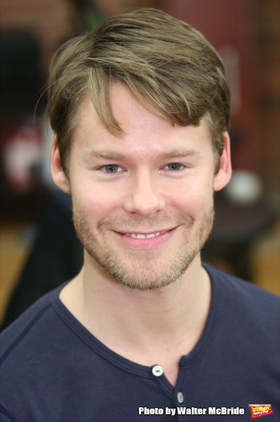 Photo Coverage: Meet the Company of Roundabout's CABARET National Tour! Image