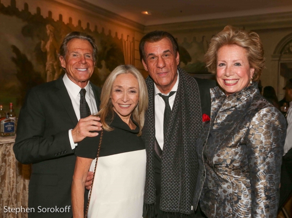 Photo Coverage: Dionne Warwick, Wayne Newton, Steve Tyrell, Robert Davi Perform at Friars Sinatra Celebration Image