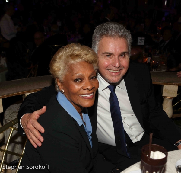Photo Coverage: Dionne Warwick, Wayne Newton, Steve Tyrell, Robert Davi Perform at Friars Sinatra Celebration Image