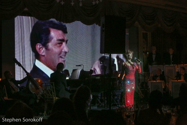 Photo Coverage: Dionne Warwick, Wayne Newton, Steve Tyrell, Robert Davi Perform at Friars Sinatra Celebration Image