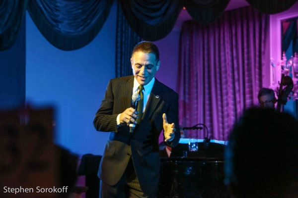 Photo Coverage: Dionne Warwick, Wayne Newton, Steve Tyrell, Robert Davi Perform at Friars Sinatra Celebration Image