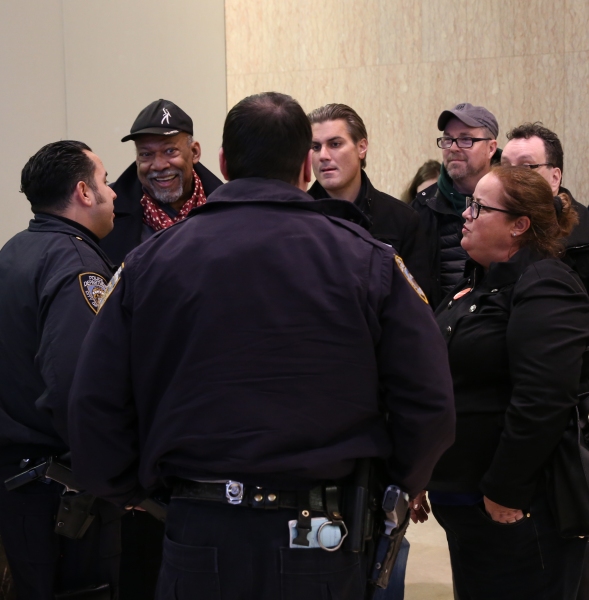 Photo Flash: SAG-AFTRA Members Call for Fair Pay at Droga5 Headquarters Image