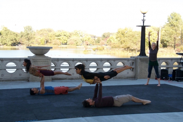 Photo Flash: Sneak Peek at Chicago Danztheatre Ensemble's BINDIS AND BRUISES and ENCUENTROS Image