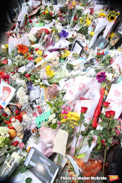 Photo Coverage: Fans Tribute David Bowie Outside of LAZARUS Image