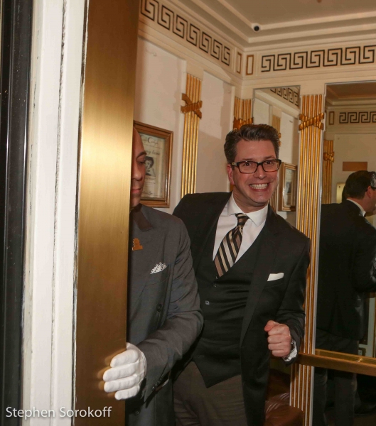 Photo Coverage: Ten-Time Tony Winner Tommy Tune Returns to Cafe Carlyle Image