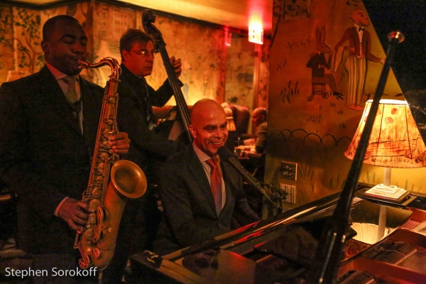 Photo Coverage: Ten-Time Tony Winner Tommy Tune Returns to Cafe Carlyle Image