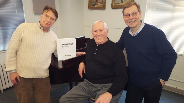 Photo Flash: In Rehearsal with Len Cariou for BROADWAY AND THE BARD Off-Broadway Image