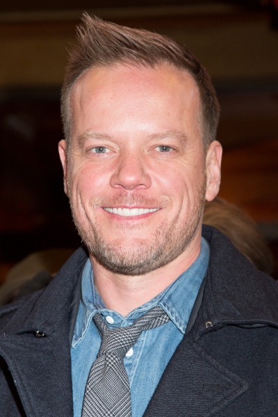 Photo Coverage: Laura Osnes, Joshua Henry, Sheldon Harnick, Joel Grey and More Walk the NOISES OFF Red Carpet  Image