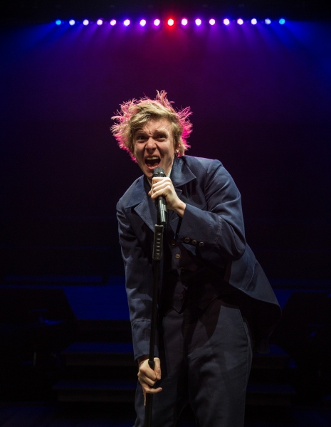 Photo Flash: First Look at SPRING AWAKENING at The Marriott Theatre Image