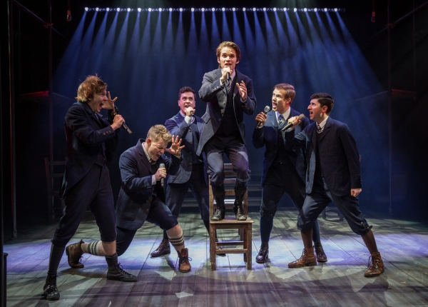 Photo Flash: First Look at SPRING AWAKENING at The Marriott Theatre Image