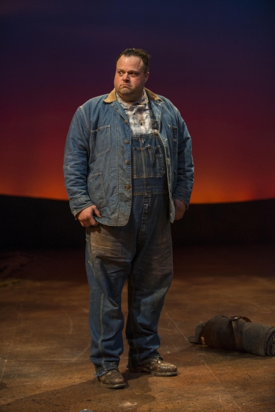 Photo Flash: First Look at Milwaukee Repertory Theatre's OF MICE AND MEN Image