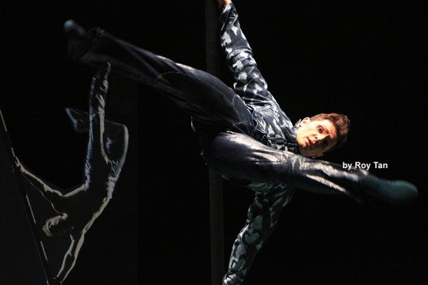 Photo Flash Exclusive: First Look at Cirque du Soleil's AMALUNA at Royal Albert Hall  Image