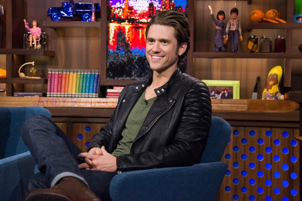 Photo Flash: Aaron Tveit, Laurie Metcalf Visit the Bravo Clubhouse Image