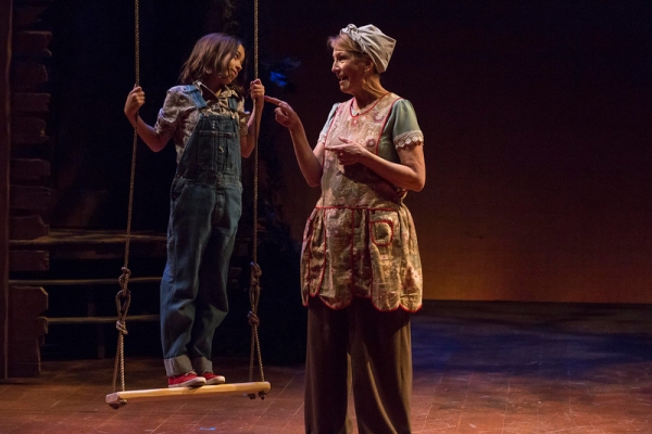 Photo Flash: First Look at Ryan Artzberger, Paula Hopkins, Tim Grimm & More in Indiana Repertory Theatre's TO KILL A MOCKINGBIRD Image