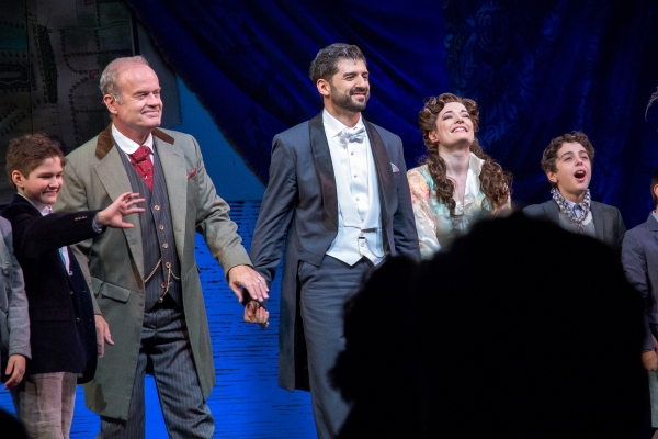 Kelsey Gramer, Tony Yazbeck, Laura Michelle Kelly and the cast of FINDING NEVERLAND Photo