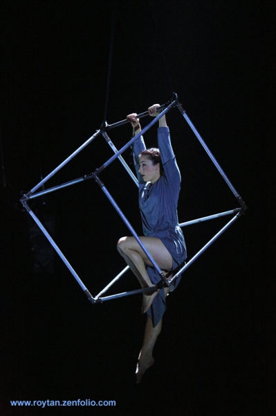 Photo Flash: First Look at Circa's THE RETURN at the London International Mime Festival  Image