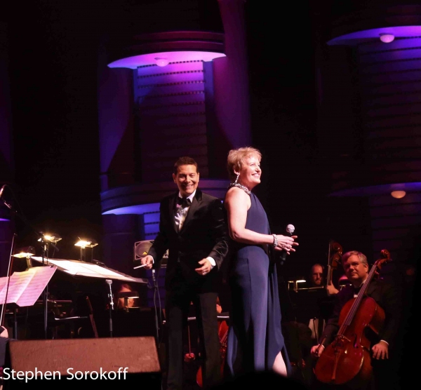 Photo Coverage: Michael Feinstein Conducts the Kravis Center Pops Orchestra in Palm Beach Image