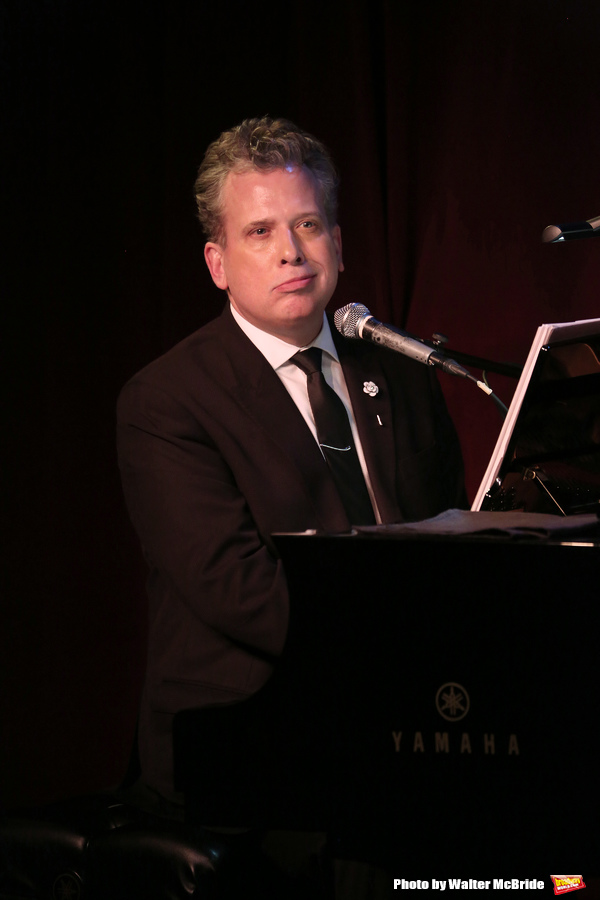 Photo Coverage: Linda Lavin Brings 'My First Farewell Concert' to Birdland Image