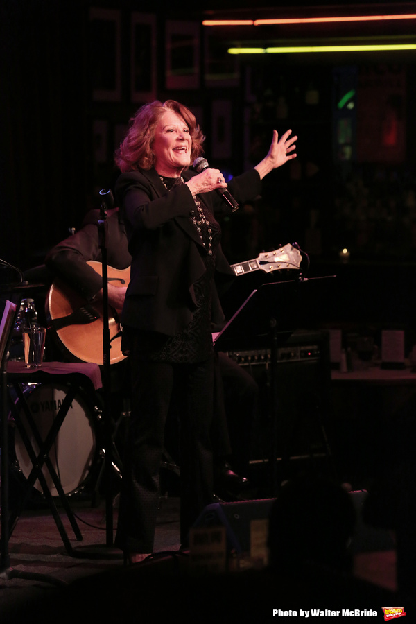 Photo Coverage: Linda Lavin Brings 'My First Farewell Concert' to Birdland Image