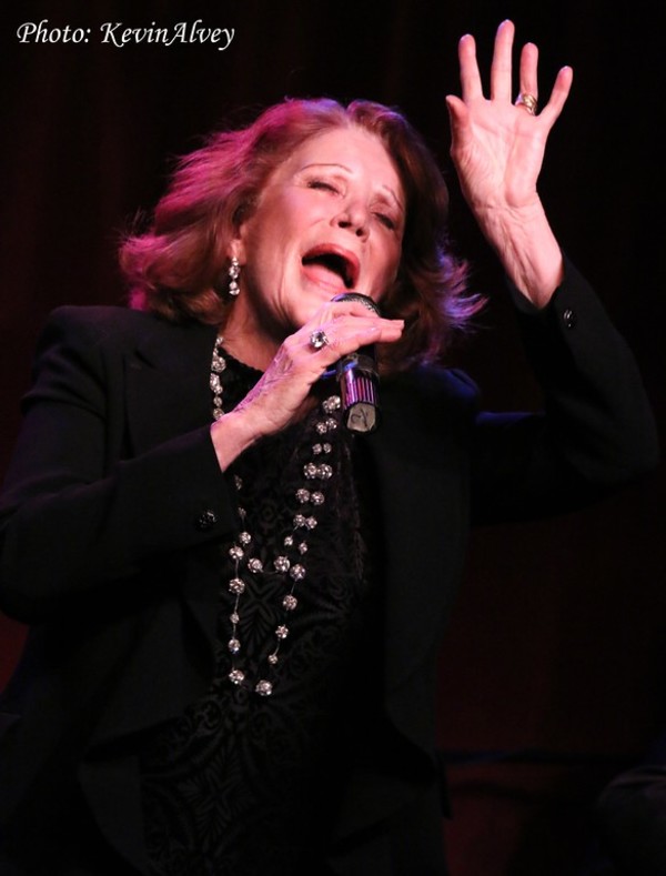 Photo Flash: Linda Lavin Plays Her 'FIRST FAREWELL CONCERT' at Birdland 