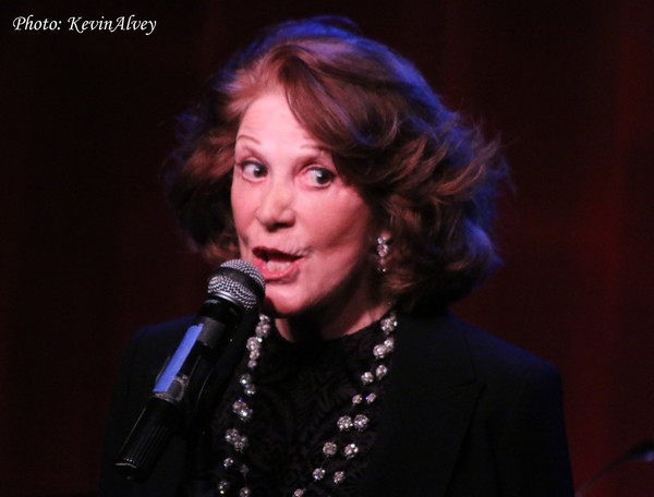 Photo Flash: Linda Lavin Plays Her 'FIRST FAREWELL CONCERT' at Birdland 