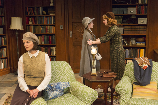 Photo Flash: First Look at Mint Theater Company's WOMEN WITHOUT MEN Image