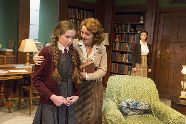 Photo Flash: First Look at Mint Theater Company's WOMEN WITHOUT MEN Image